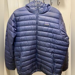 Patagonia Men’s Navy Down Jacket